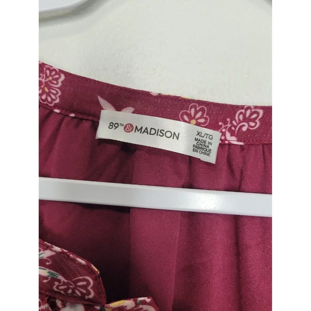 8th & Madison maroon floral long sleeve cute partial button pop over top XL NWT